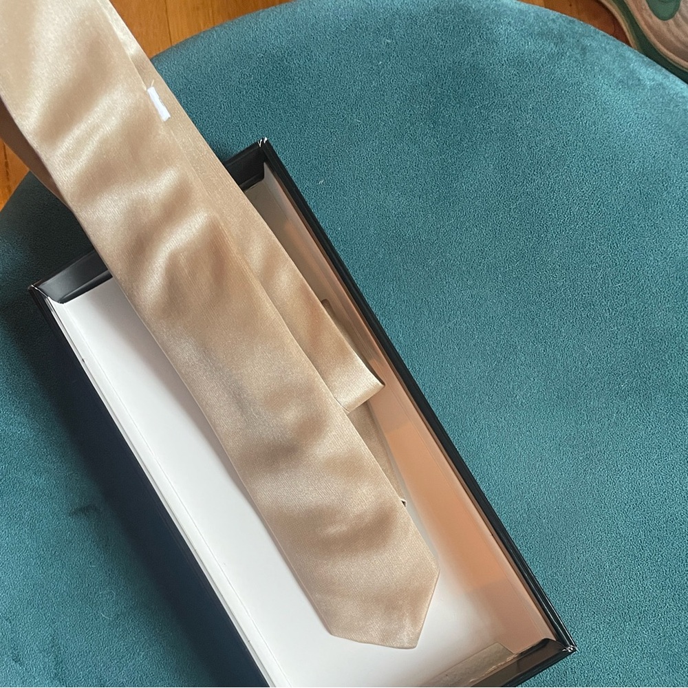 Baltic Born Shimmering Gold Tie